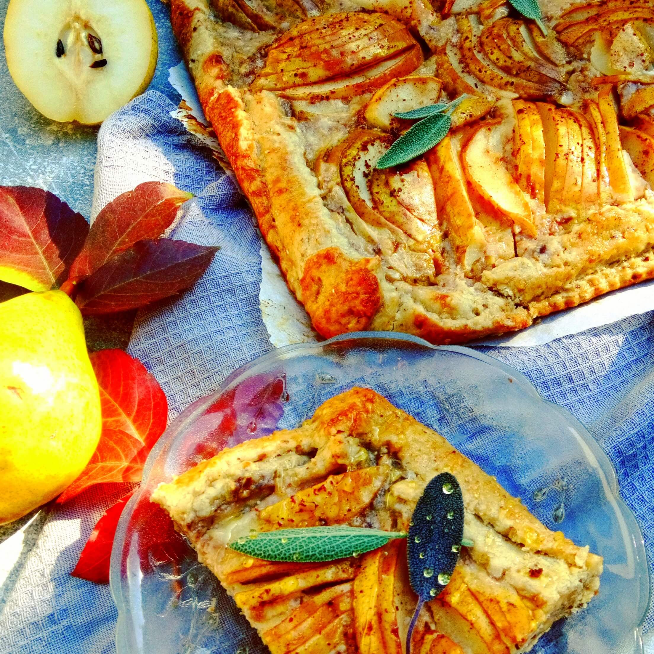 Diós-körtés cheesecake galette mézzel és zsályával - 4. kép