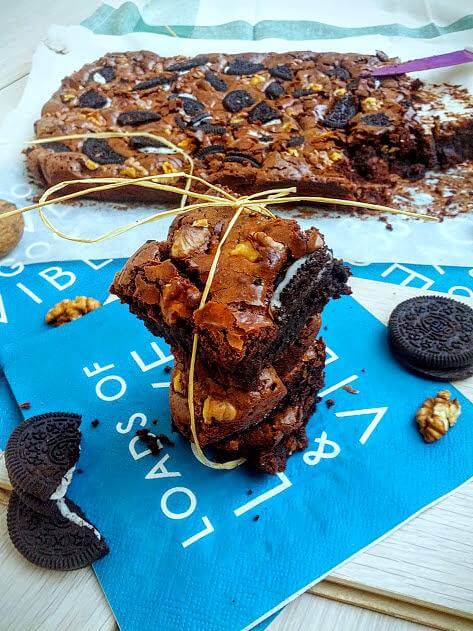 Diós(-Oreos) extra csokis brownie - 3. kép